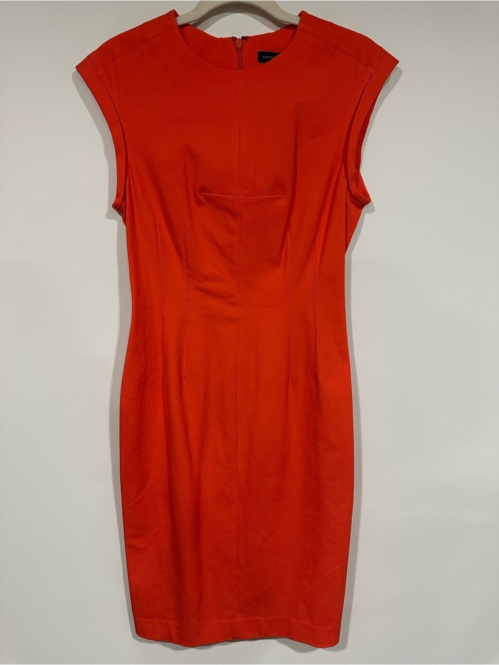 NWT Banana Republic Sloan Coral Cap Sleeve Sheath Dress Women’s 6
